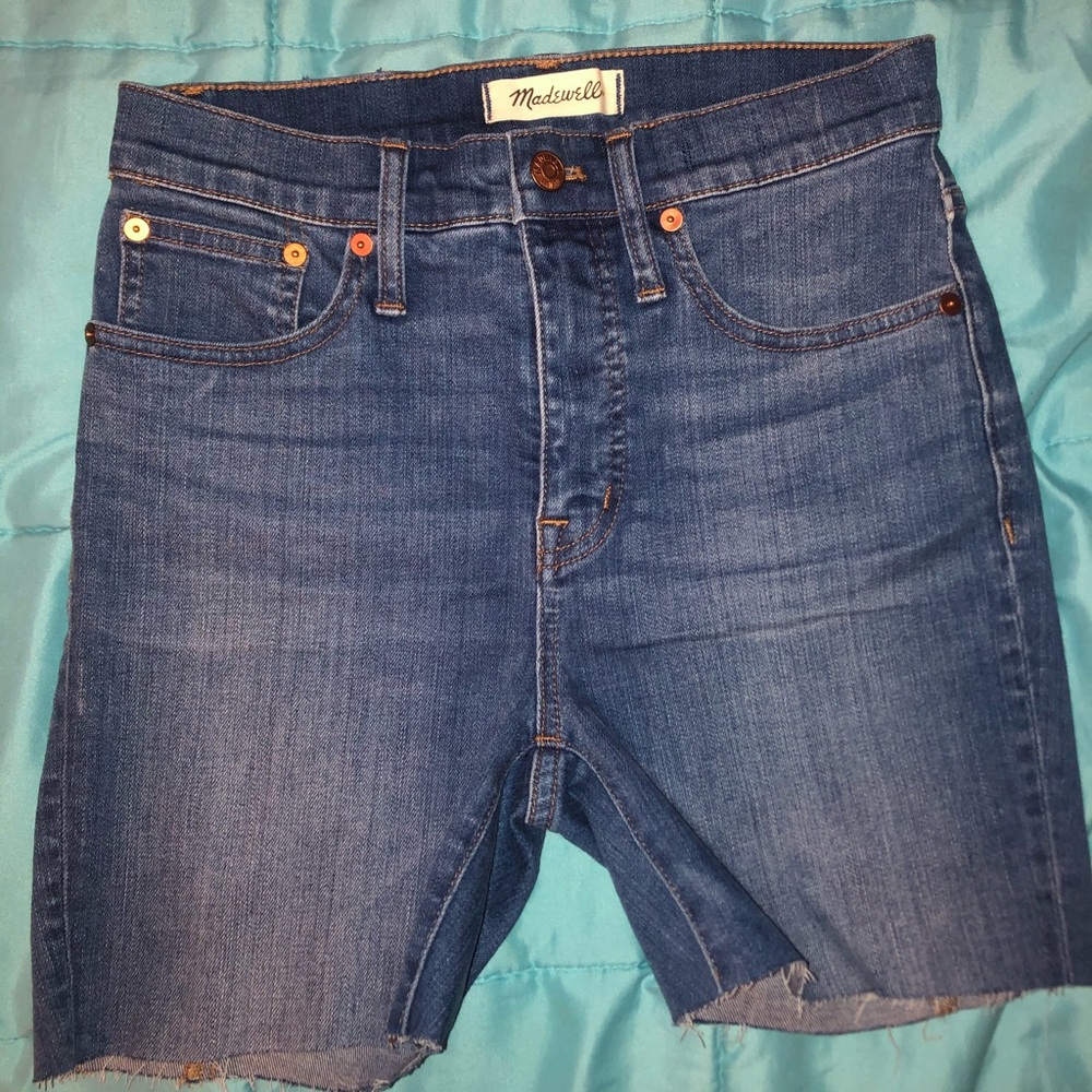 Madewell cut-off shorts 👖✂️